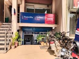 Redcliffe Labs - Collection Center